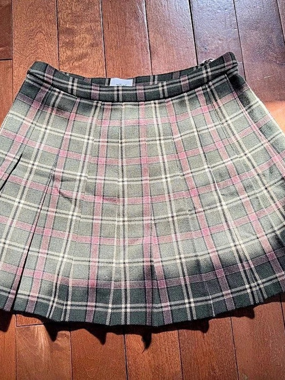 Wilfred Plaid Mini Skirt in Green & Pink Size 6 Like New